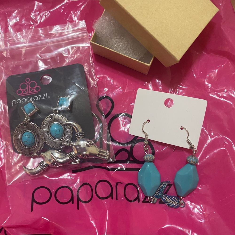 Paparazzi Silver and Turquoise Earrings Set